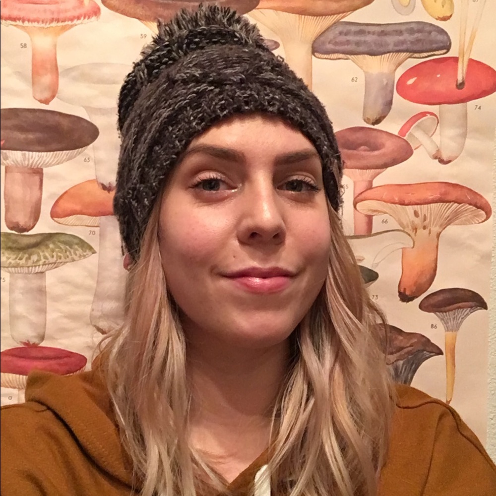 Meet your Posher, Nadia